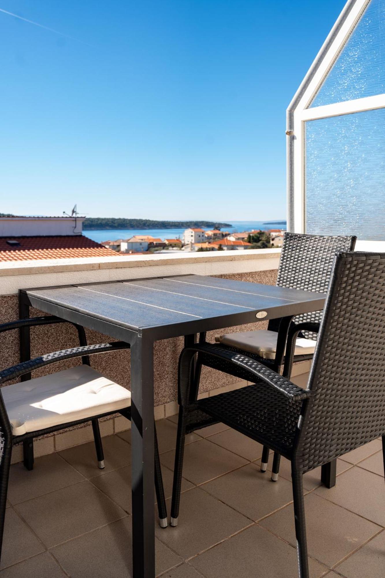 Apartments Casa Barbara Rab Town Ngoại thất bức ảnh
